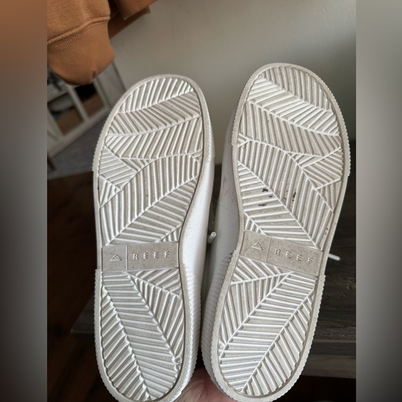 Reef Lay Day Dawn White Leather Sneakers - Picture 8 of 8